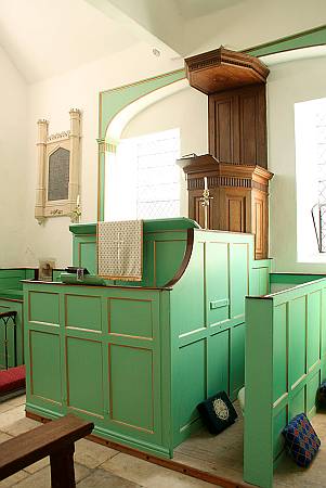 Didmarton - Triple Decker Pulpit